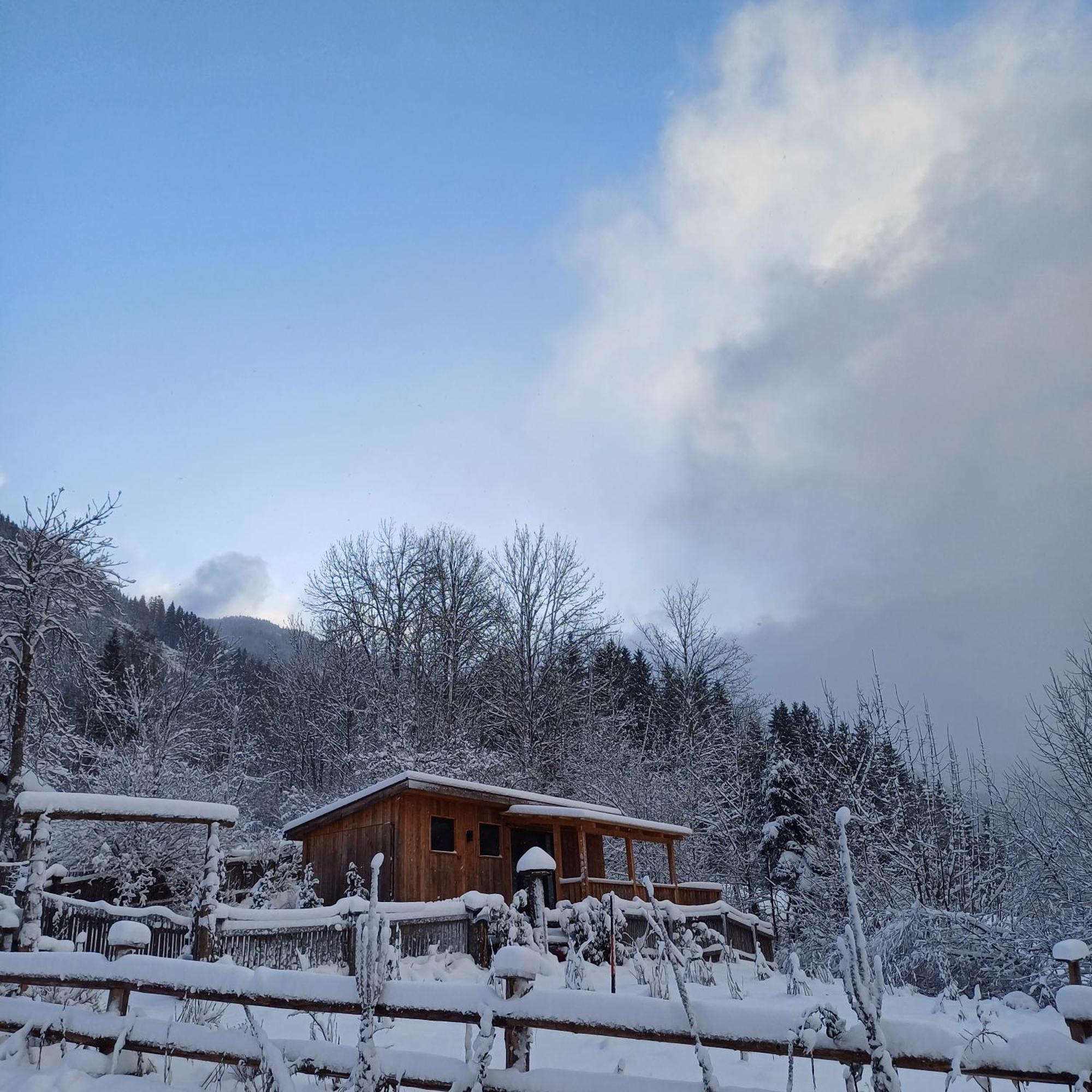 Tiny House Am Steinergut Hotel Radstadt Exterior photo